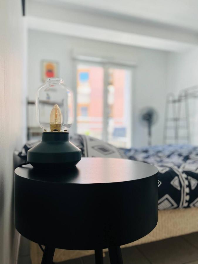 Апартаменты Studio Le 2, Free Parking, Free Wifi, Transports Ним Экстерьер фото
