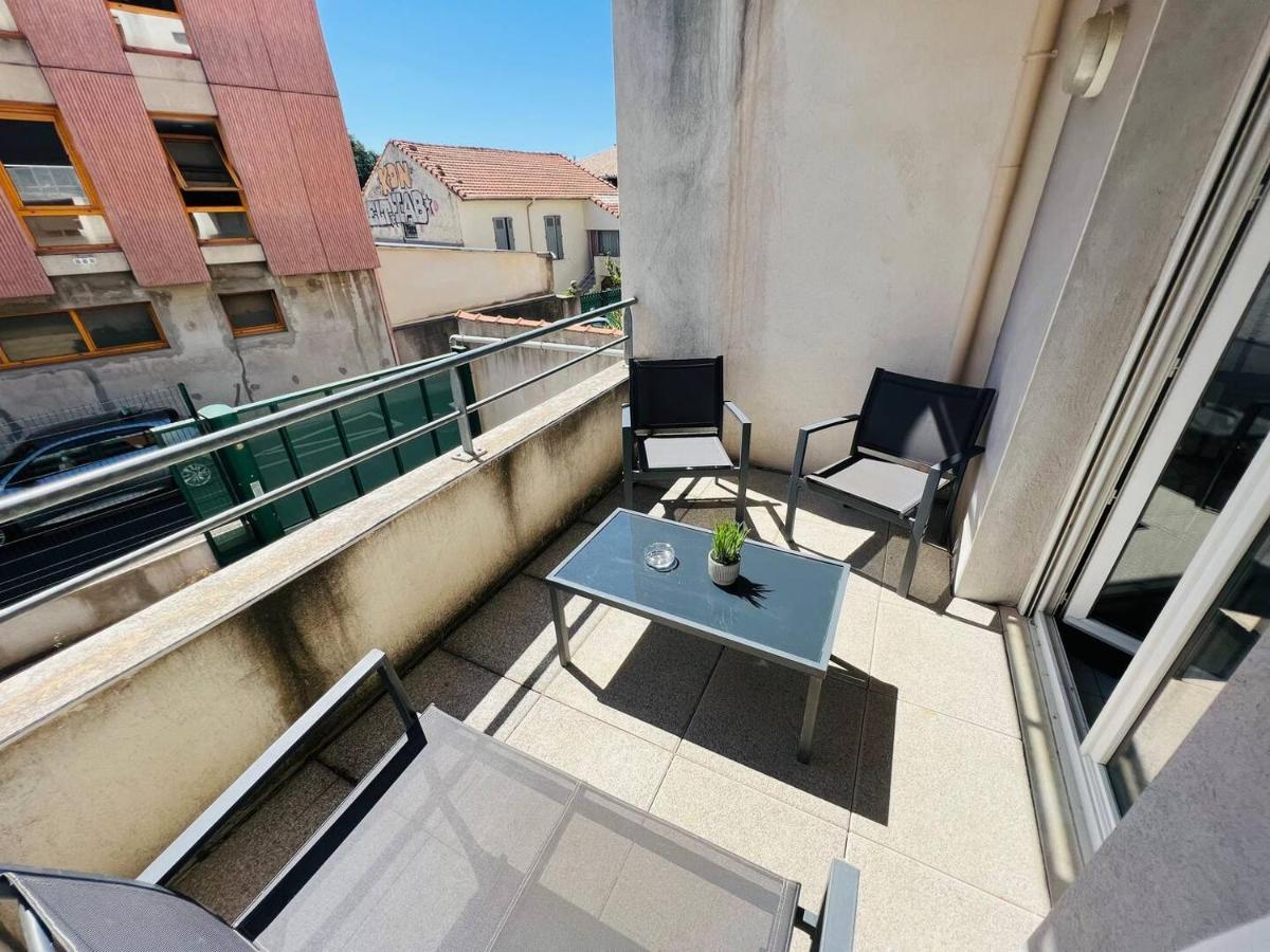 Апартаменты Studio Le 2, Free Parking, Free Wifi, Transports Ним Экстерьер фото